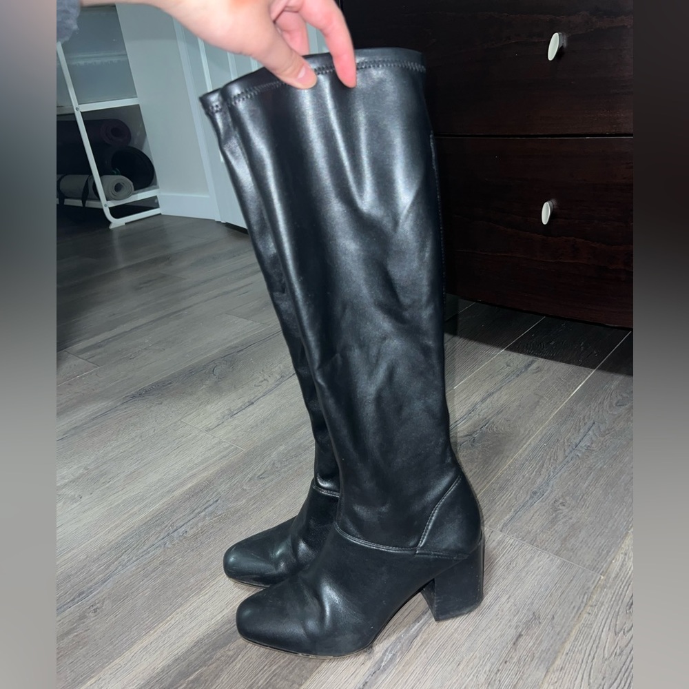 Black knee high boots